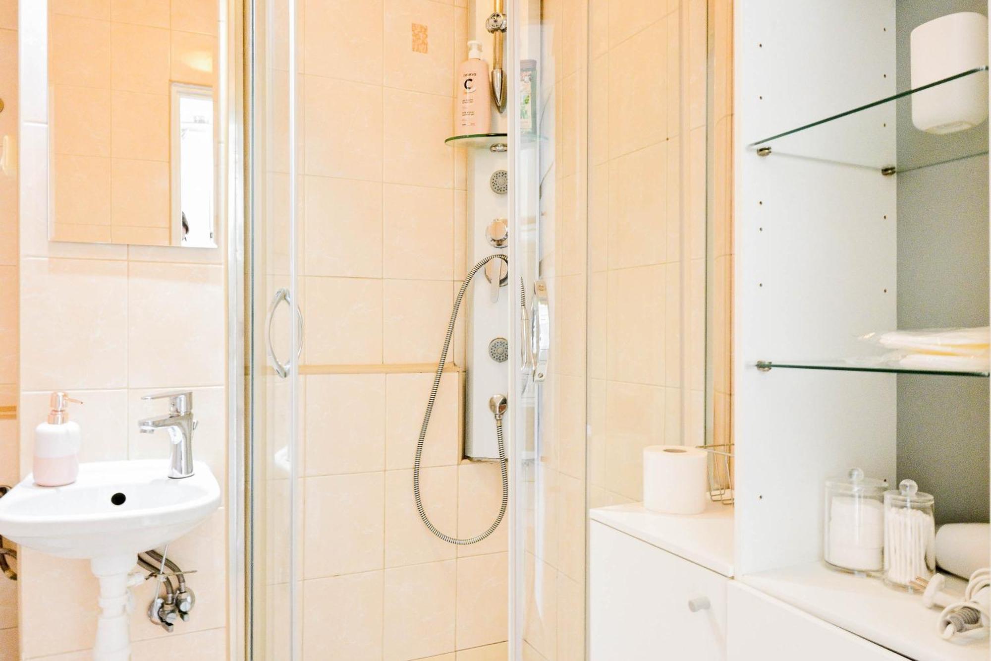 15 Min Stare Miasto D&A Apartments Darwina Warsawa Bagian luar foto